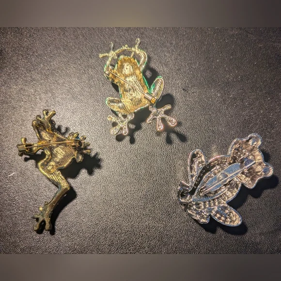 Colorful Rhinestone Frog/ Gecko Brooch Set - Picture 4 of 4